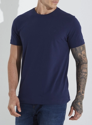 Camiseta Minimalista - Forum