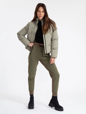 Calça Jogger com Recortes – Jab