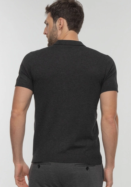 Camisa Polo Tricô com Zíper – Forum