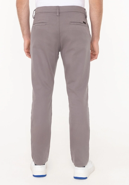 Calça Slim Chino – Hangar