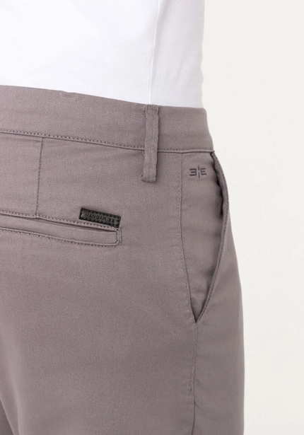 Calça Slim Chino – Hangar