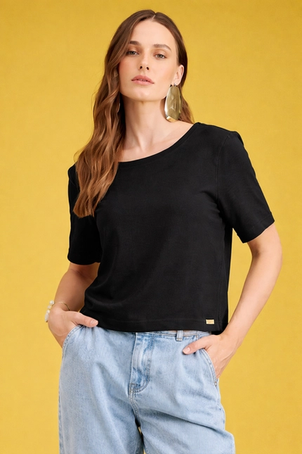 T-Shirt Minimalista Básica – Bana Bana