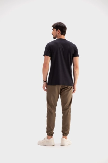 Camiseta Texturizada Logo – Invicci