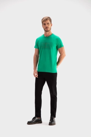 Camiseta Slim Estampa Texturizada – Invicci