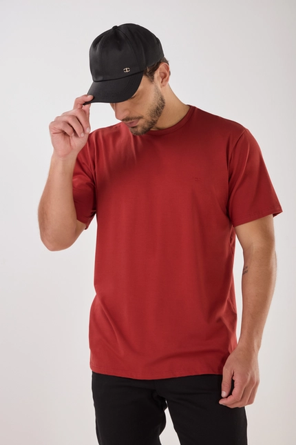 Camiseta Básica Comfy – Invicci