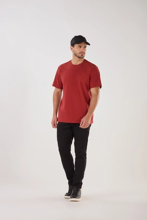 Camiseta Básica Comfy – Invicci