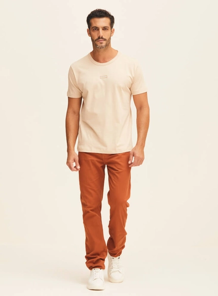 Camiseta Masculina Com Detalhe Em Logo – Forum