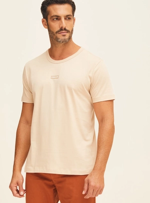 Camiseta Masculina Com Detalhe Em Logo – Forum