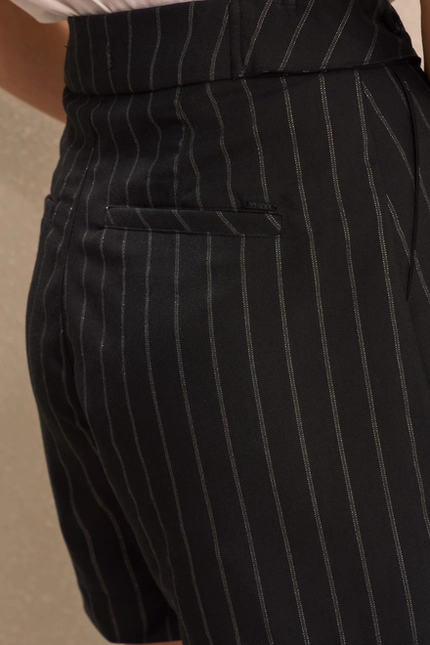 Short Saia Alfaiataria – Yexx