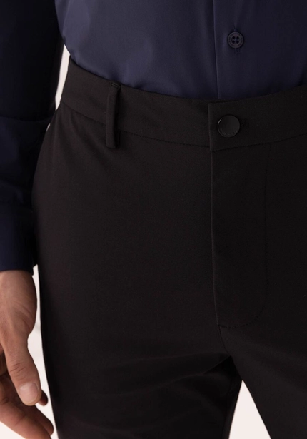 Calça Alfaiataria com Bolsos – Hangar