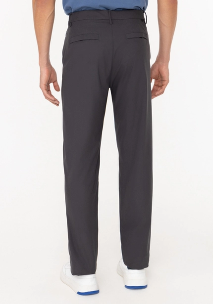 Calça Alfaiataria com Bolsos – Hangar