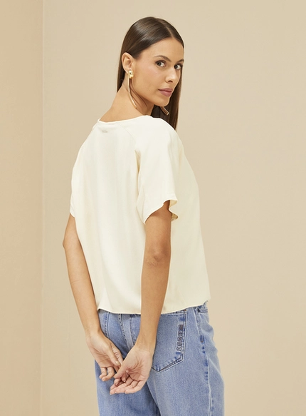 Camiseta Reta em Viscose – Forum