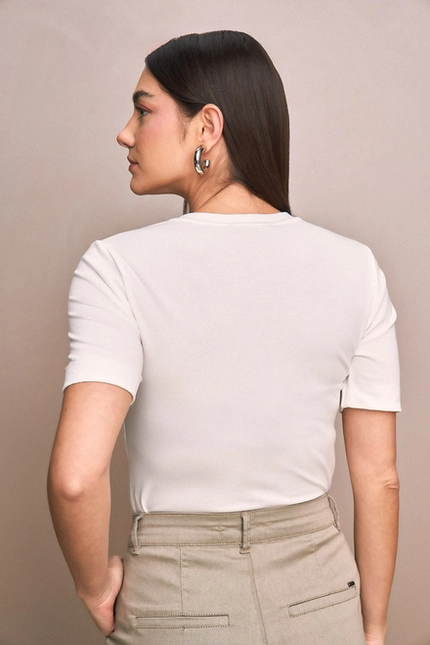 Blusa Manga Curta Básica - Yexx