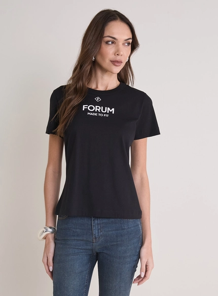 Camiseta Básica Logo Estampa – Forum