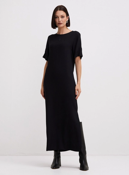 Vestido Midi T-Shirt Fenda – Forum