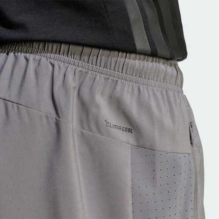 Shorts Detalhe Lateral – Adidas