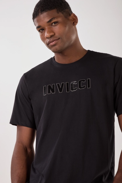 Camiseta Regular Logo Emborrachado – Invicci