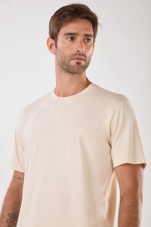 Camiseta Regular Logo Central – Invicci