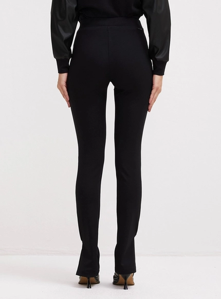Calça Skinny Montaria Com Fenda – Forum