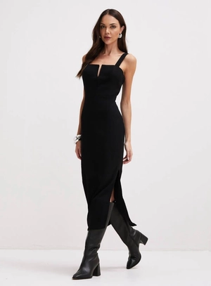 Vestido Midi Estruturado Fenda – Forum