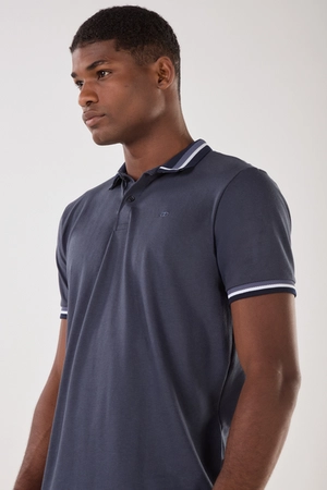 Camisa Polo Listras na Gola – Invicci