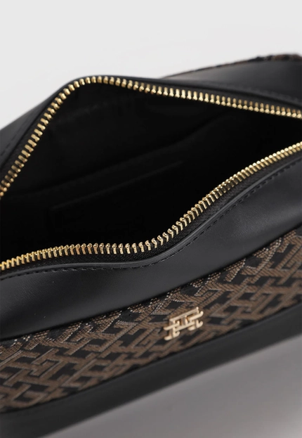 Bolsa Transversal Monograma – Tommy Hilfiger