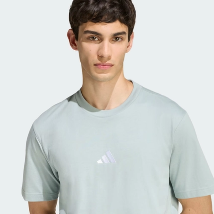 Camiseta Essentials Logo – Adidas