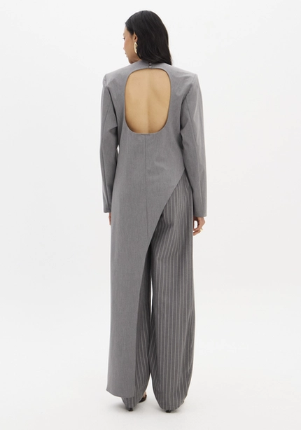 Blusa Alfaiataria Assimétrica – Myft