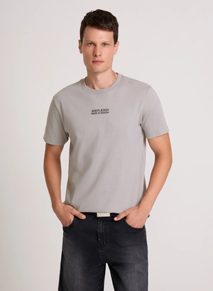 Camiseta Regular Fit Brand Relief - John John