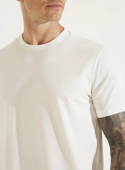 Camiseta Básica - Forum