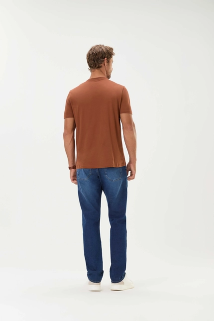 Camiseta Básica – Invicci