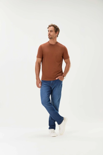 Camiseta Básica – Invicci