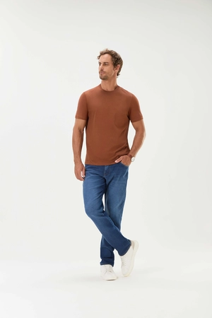 Camiseta Básica – Invicci