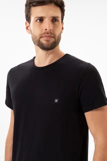 Camiseta Básica - Invicci