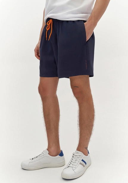 Shorts com Bolso Lapela - Hangar