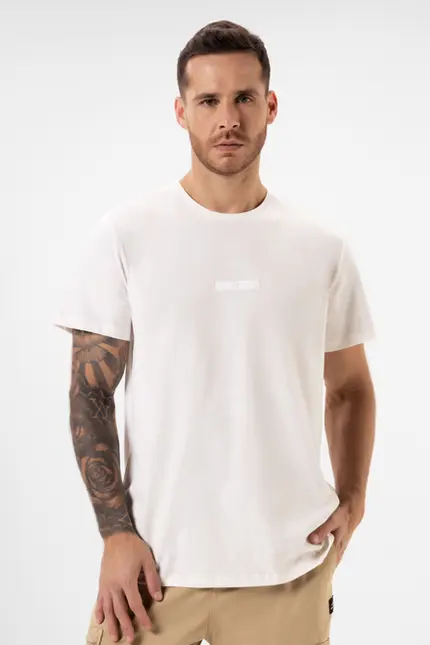Camiseta Regular - Invicci