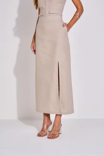 Saia Midi com Fenda Frontal – Yexx