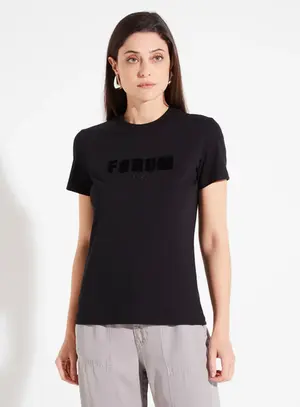 Camiseta Com Logo - Forum