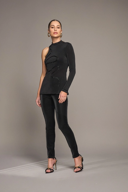 Calça Montaria em PU – Yexx