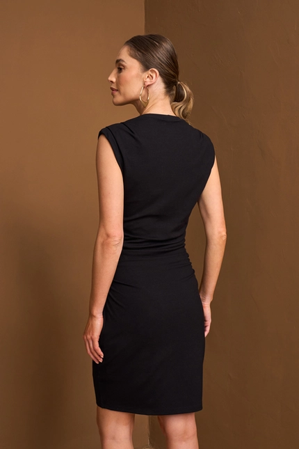 Vestido Curto – Yexx