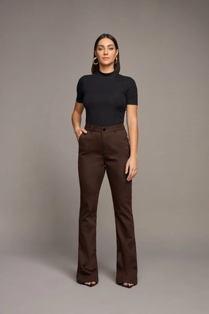 Blusa Básica Gola Alta – Yexx