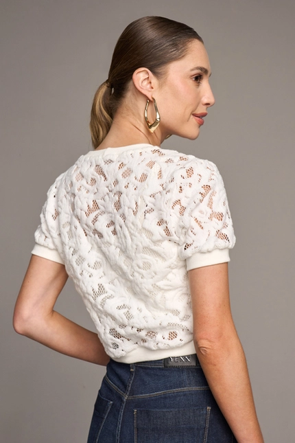 Blusa Manga Curta com Renda – Yexx