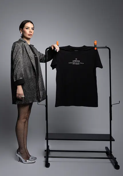 Camiseta Autênticos Unissex - Ovelha Negra