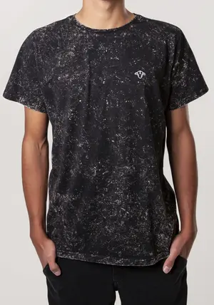 Camiseta Preto Sky Unissex Unissex – Ovelha Negra