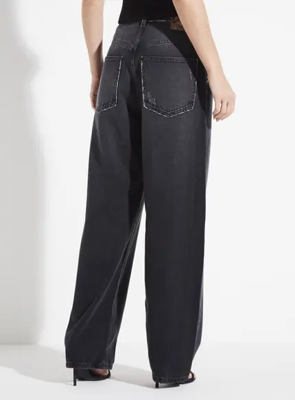 Calça Jeans Oversized - Forum